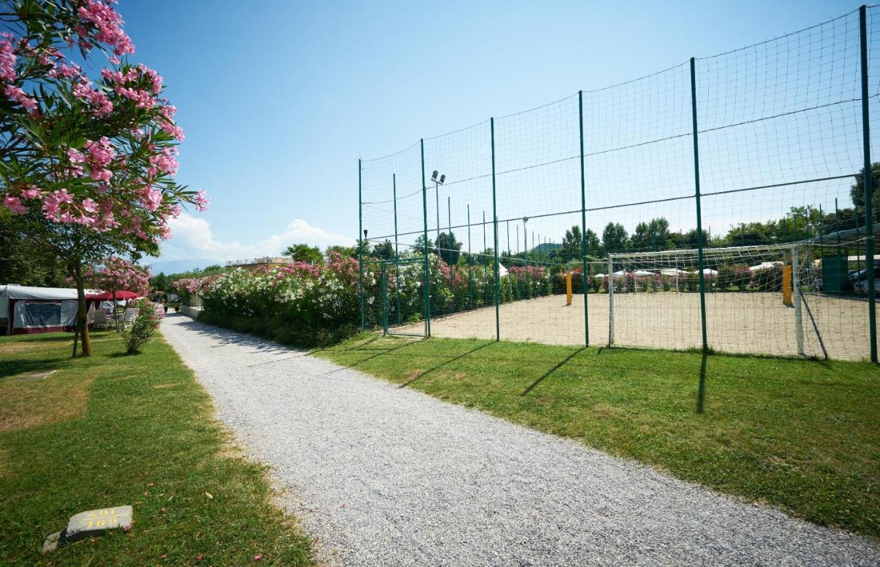 Albatross Mobile Homes On Camping Baia Verde Manerba del Garda Dış mekan fotoğraf